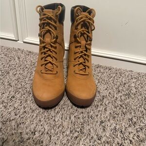 Timberland Women's Wheat Lace-Up Boots